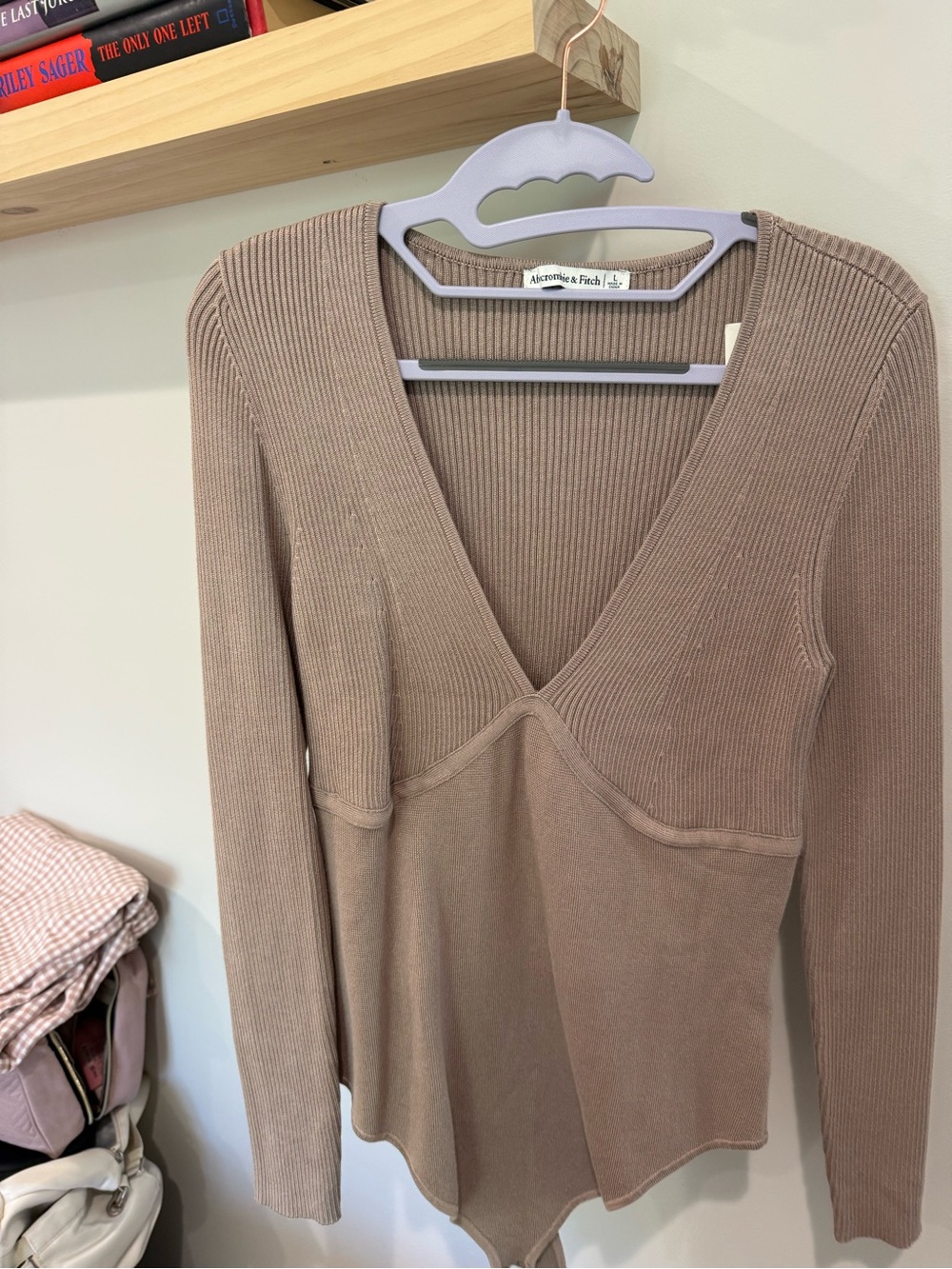Abercrombie & Fitch Ribbed V-Neck Bodysuit - Taupe